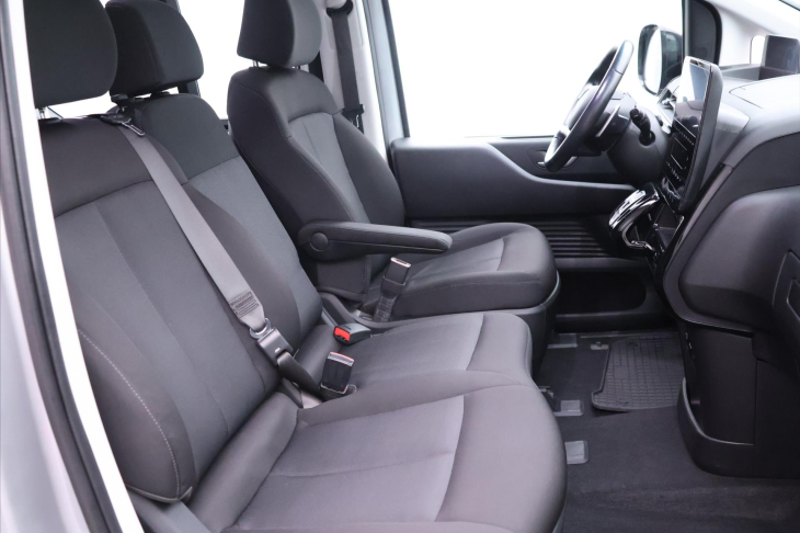 Hyundai Staria 2,2 CRDi 130kW Style Automat