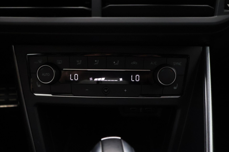 Volkswagen Polo 2,0 GTI 147kW DSG Virtual DPH
