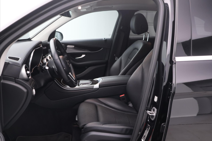 Mercedes-Benz GLC 2,0 200 4Matic DPH CZ 1.Maj.