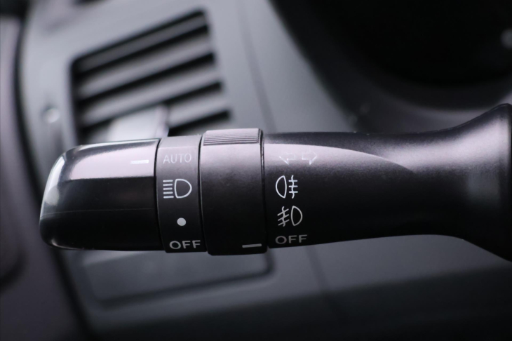 Toyota Auris 2,0 D-4D 93kW Xenon Tažné