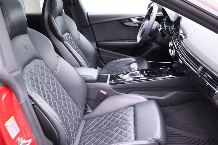 Audi S5 3,0 TDI 251kW S-line LED DPH