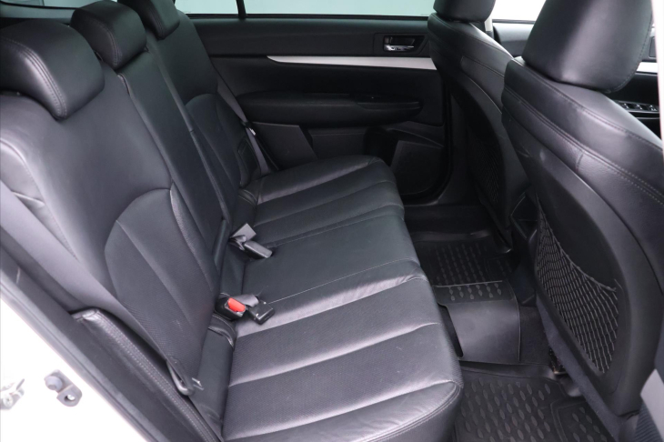 Subaru Outback 2,0 D 110kW Aut. 4X4 Kůže