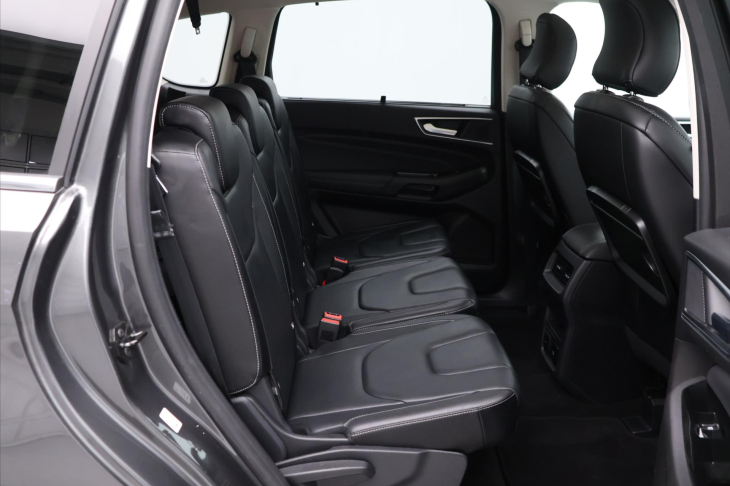 Ford S-MAX 2,0 TDCI 110kW Titanium Pano