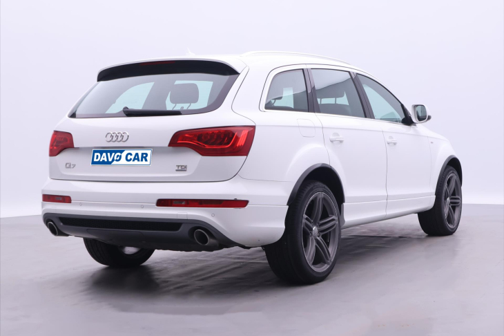 Audi Q7 3,0 TDI 180kW S-LINE CZ 7 Míst