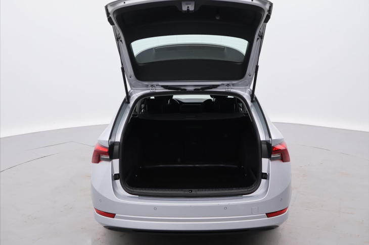 Škoda Octavia 2,0 TDI 85kW Ambition CZ DPH