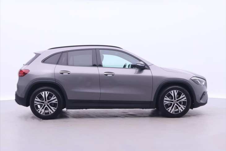 Mercedes-Benz GLA 2,0 250 4Matic A8 165kW