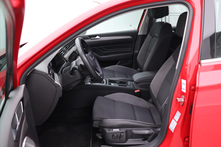 Volkswagen Passat 2,0 TDI 147kW DSG Alltrack CZ