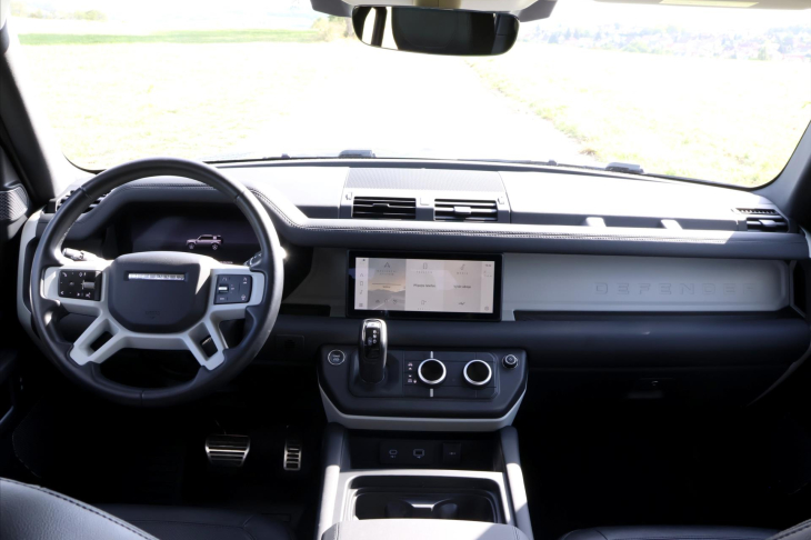 Land Rover Defender 3,0 D200 110 S 147kW CZ DPH Záruka