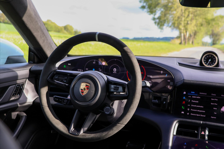 Porsche Taycan Turbo 460kW DPH CZ