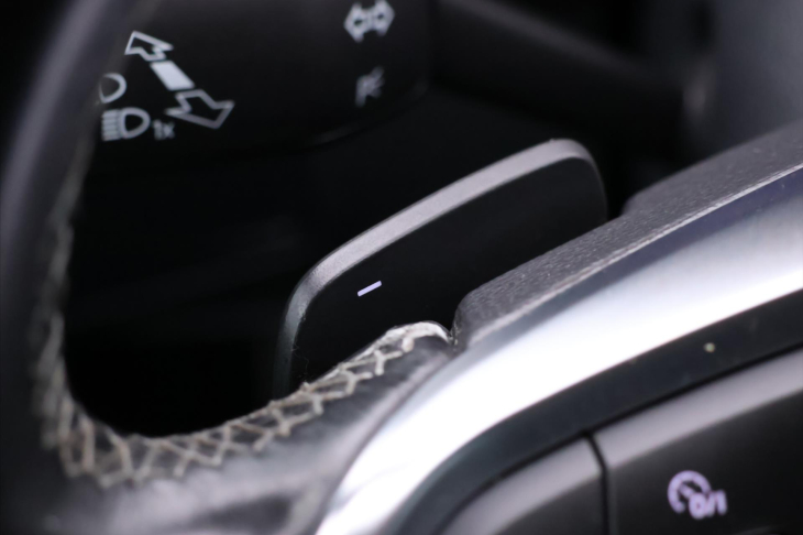 Volkswagen Tiguan 2,0 TDI 140kW DSG R-LINE 4M CZ