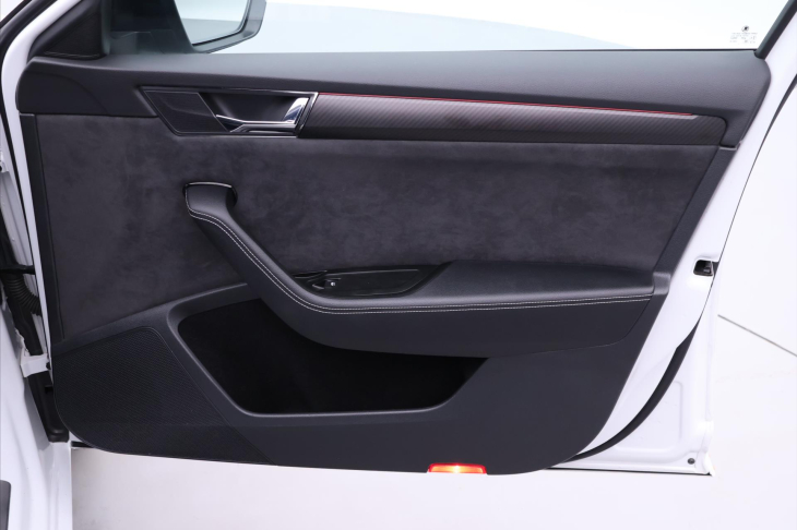 Škoda Superb 2,0 TSI 200kW DSG Sportline