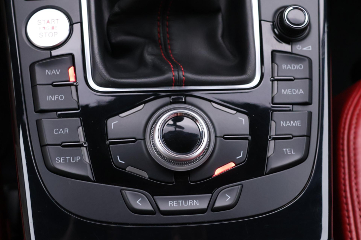 Audi S5 4,2 FSI quattro 260kW Kůže