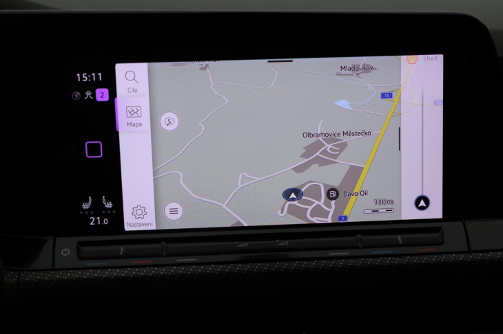 Volkswagen Golf 2,0 TDI R-line DSG Virtual DPH