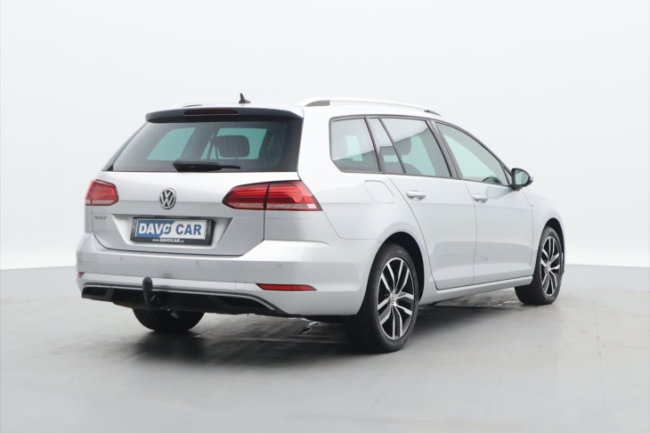 Volkswagen Golf 2.0 TDI 110kW DSG LED Join Tažné