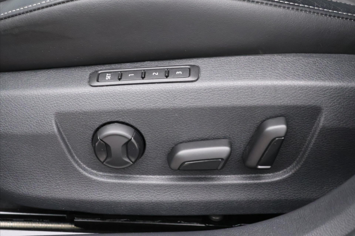 Škoda Superb 2,0 TDI DSG 4x4 Sportline DPH CZ
