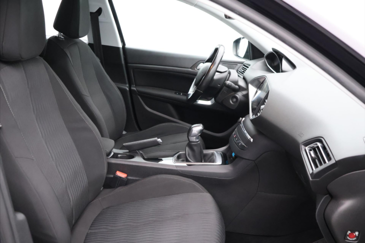 Peugeot 308 1,6 BlueHDI 73kW Aut.klima SW