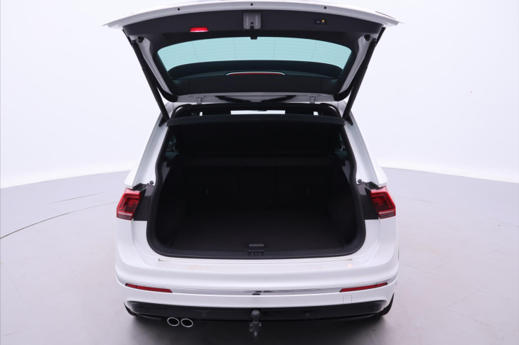 Volkswagen Tiguan 2,0 TSI R-line Highline DSG 4M
