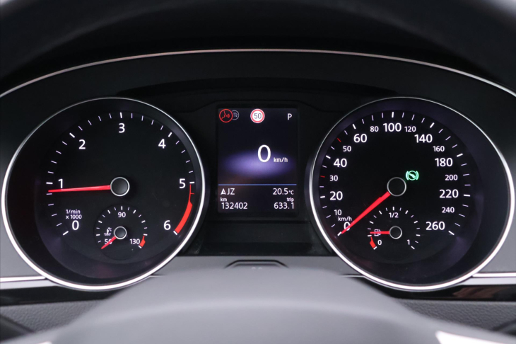 Volkswagen Passat 2,0 TDI DSG Business 1.Maj DPH