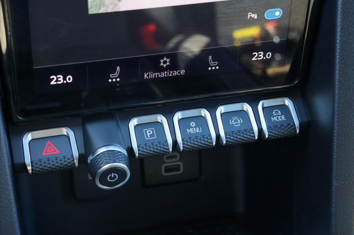 Volkswagen Amarok 3,0 TDI 177kW AVENTURA CZ DPH