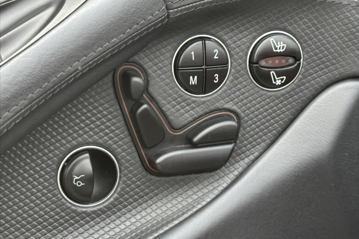 Mercedes-Benz SL 5.4 368kW 55 AMG