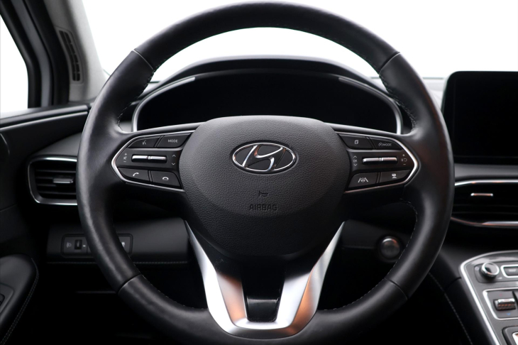 Hyundai Santa Fe 2,2 CRDi 142kW Style CZ DPH
