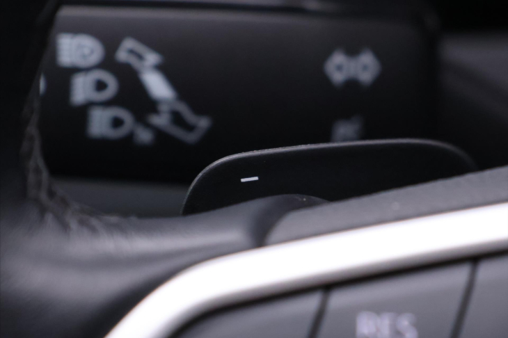 Volkswagen Passat 2,0 TDI 110kW DSG Matrix DPH