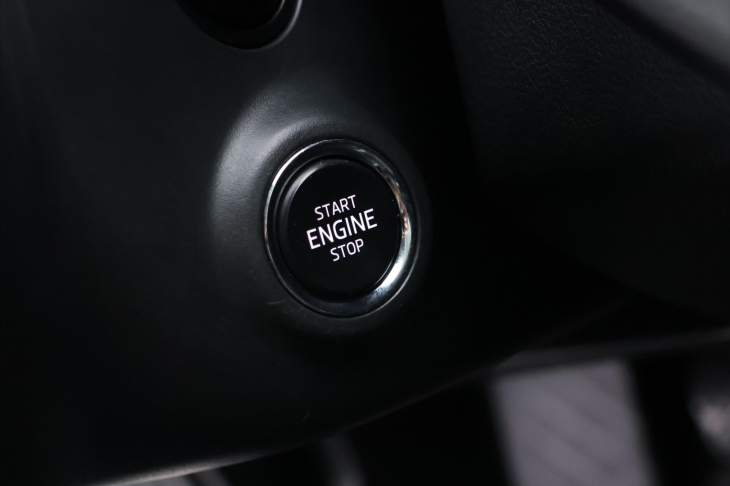 Škoda Octavia 2,0 TDI 85kW Ambition CZ DPH