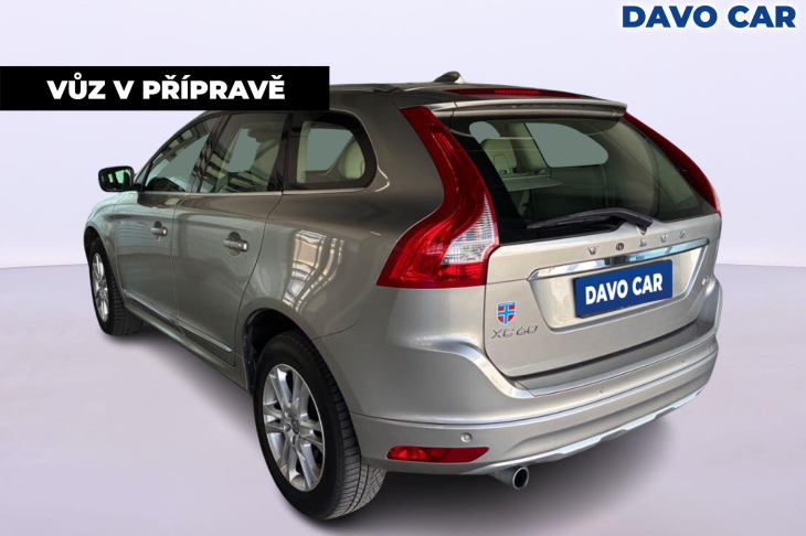 Volvo XC60 2,0 D3 100kW Summum Serv.Kniha