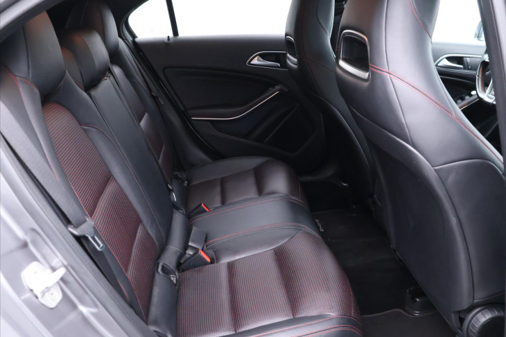 Mercedes-Benz Třídy A 1,8 200CDI AMG Aut. Xenon CZ