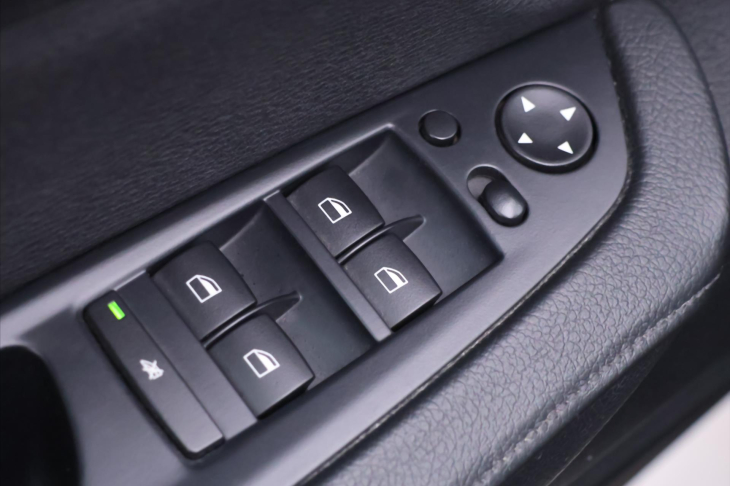 BMW X6 3,0 40D 225kW xDrive CZ