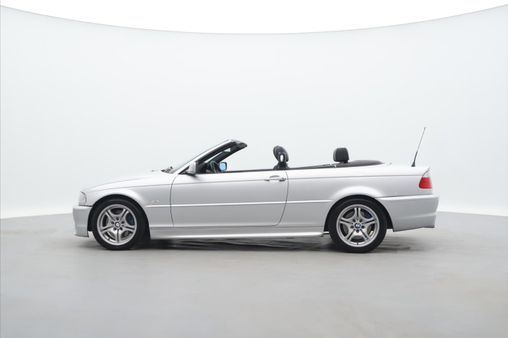 BMW Řada 3 3.0 330i 170kW Mpaket BiXenon