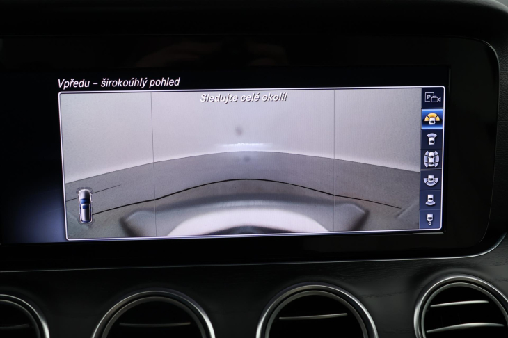 Mercedes-Benz Třídy E 2,0 250 AMG CZ 360° Kamera