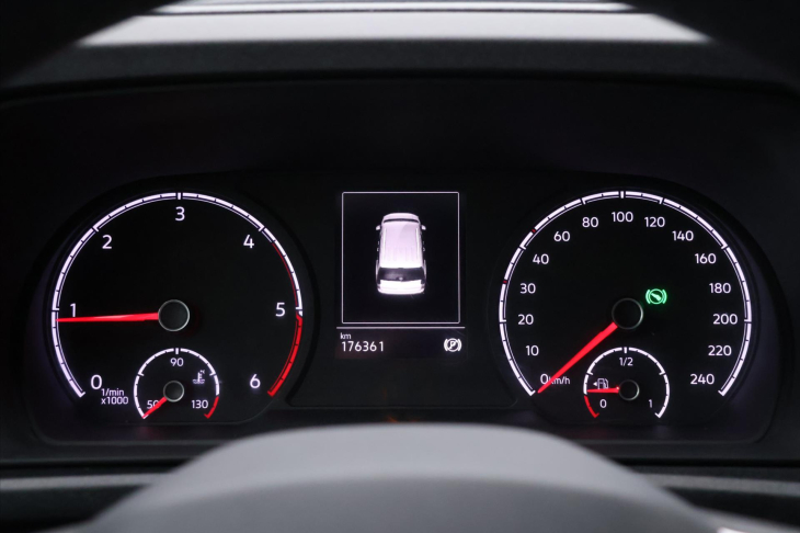 Volkswagen Caddy 2,0 TDI DSG Maxi Navi LED DPH