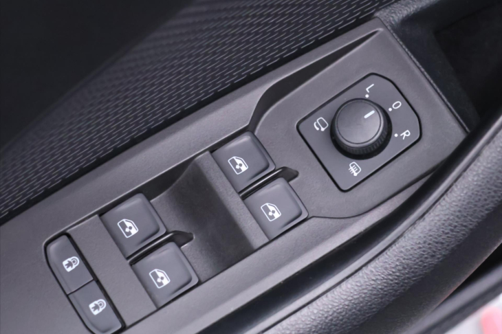 Škoda Octavia 2,0 TDI 1.Maj matrix virtual