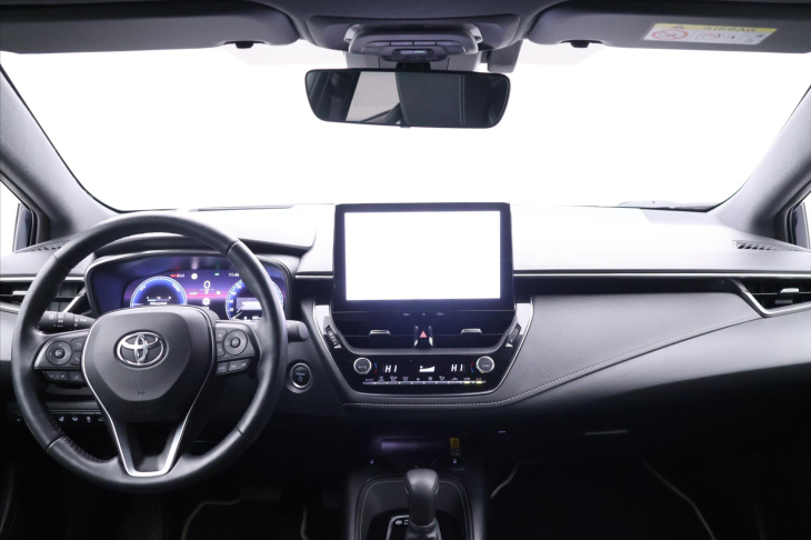 Toyota Corolla 2,0 HEV CZ Executive Sport DPH