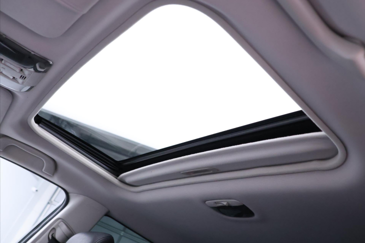 Subaru Outback 2,0 D 110kW Aut. 4X4 Kůže