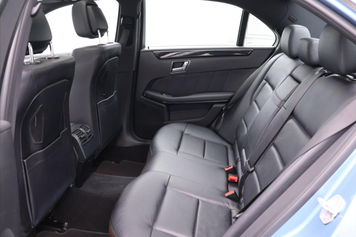 Mercedes-Benz Třídy E 3,0 350 CDI 4MATIC 195kW AT