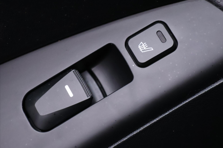 Hyundai ix35 1,6 GDI 99kW CZ Aut.klima