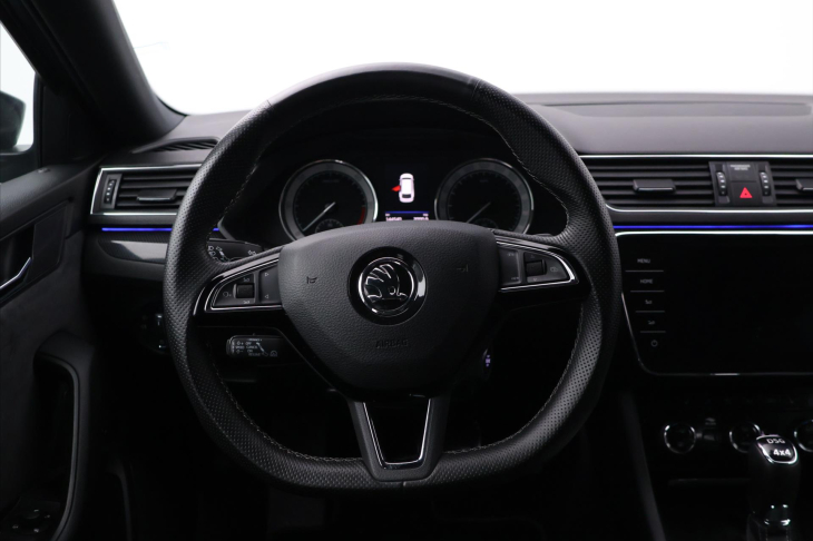 Škoda Superb 2,0 TDI 140kW DSG Sportline 4x4