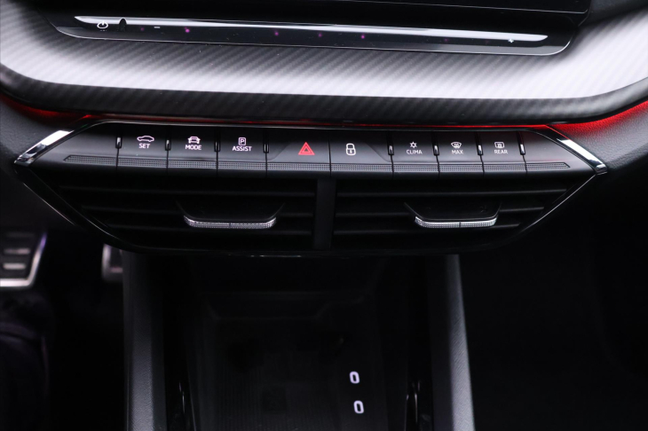 Škoda Octavia 2,0 TSI 180kW DSG RS 1.Maj DPH