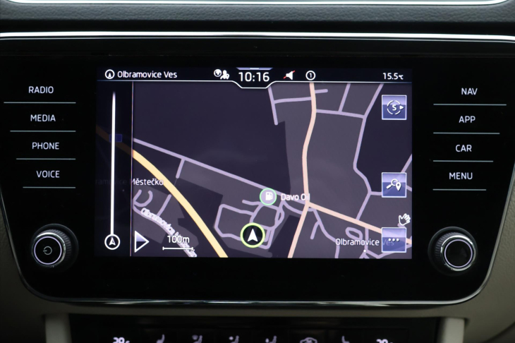 Škoda Superb 2,0 TDI 110 kW Style DSG CZ DPH