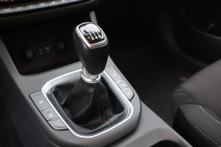 Hyundai i30 1,6 CRDi 85kW Style CZ 1.Maj.