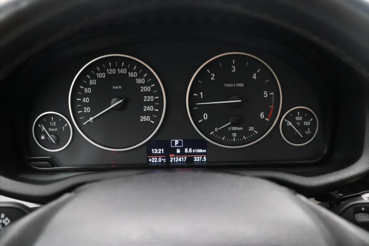 BMW X3 3,0 35d 230KW Xdrive PANORAMA