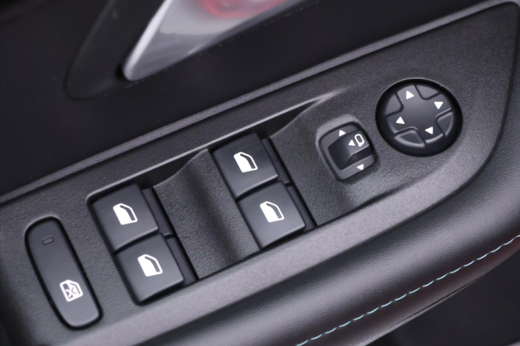 Peugeot 208 1,2 PureTech 74kW Allure