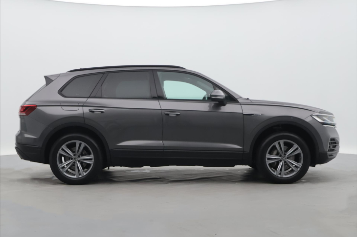 Volkswagen Touareg 3,0 TDI 170kW CZ DPH 1.Maj.