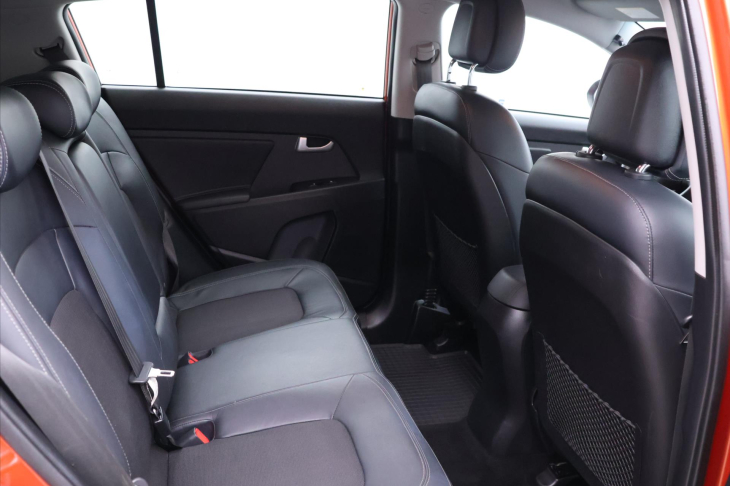 Kia Sportage 1,7 CRDI 85kW CZ 99.tkm 1.maj.