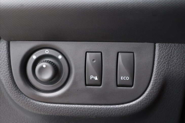 Dacia Logan 0,9 TCe 66kW CZ Stepway 1.Maj.