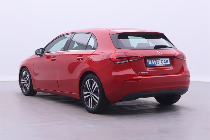 Mercedes-Benz Třídy A 1,5 180d CZ