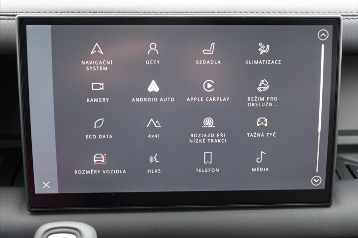 Land Rover Defender 5,0 110 P425 X-DYNAMIC CZ DPH