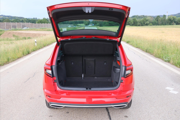 Škoda Karoq 1.5 TSI Sportline Virtual 1.Maj